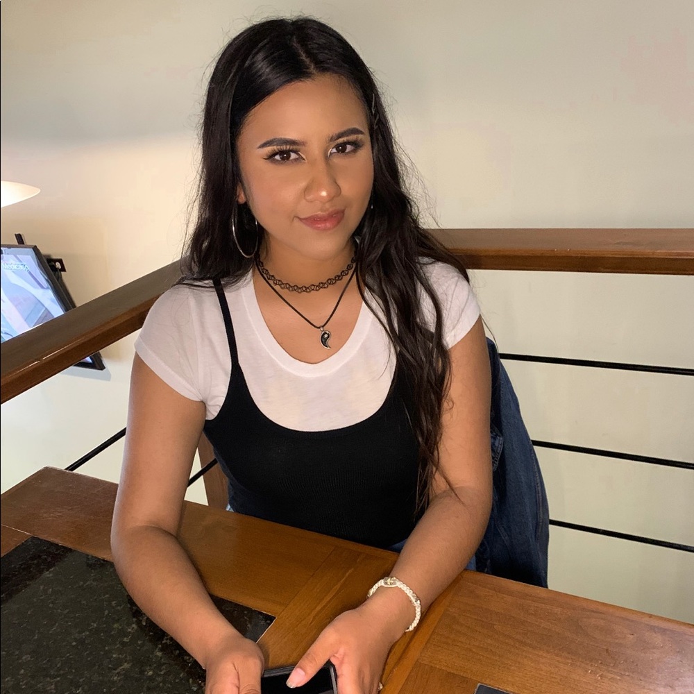 Meet your Posher, Sam